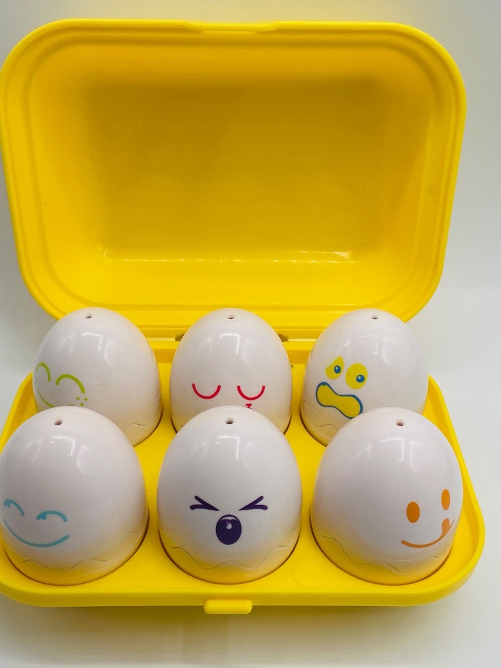 Easter VTG Toy TOMY Hide N Squeak Eggs Carton Shape Color Sorting 1993 Spring